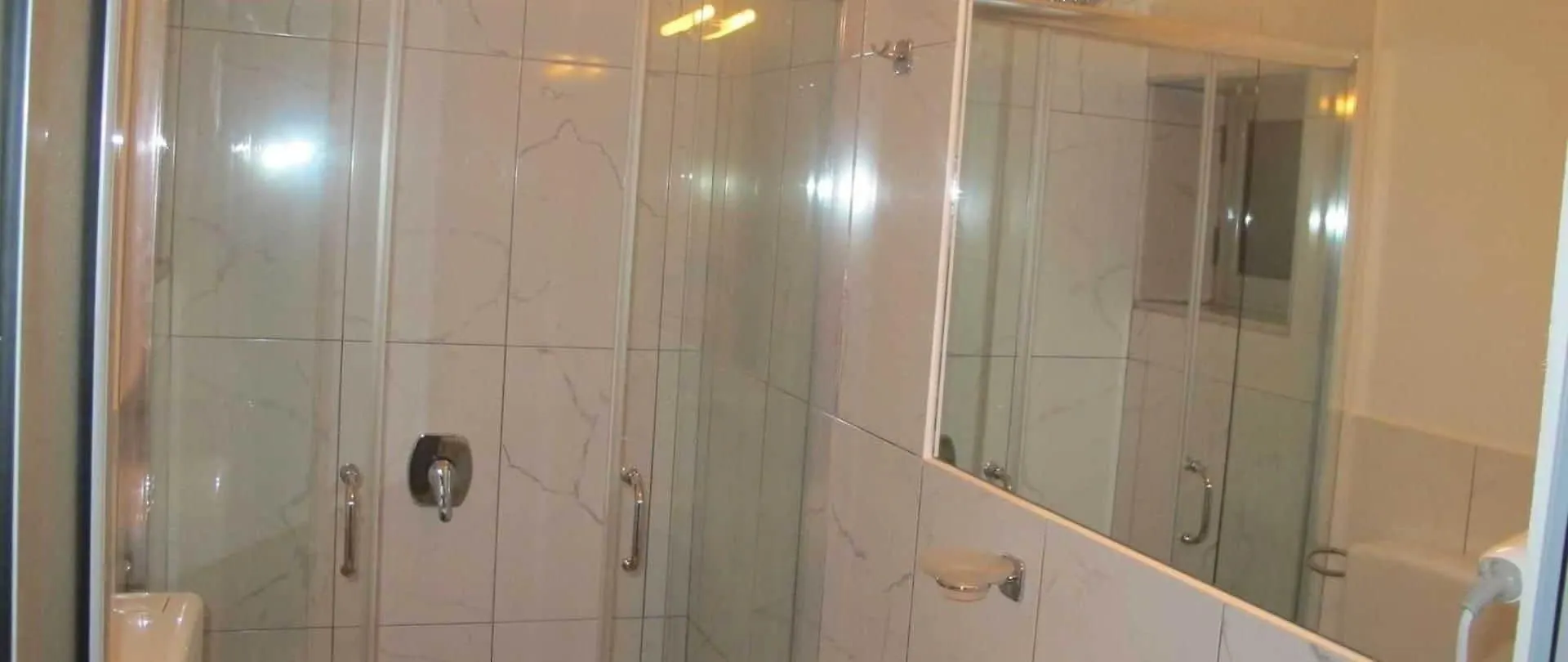 ***  Hotel Nika Vlorë Albanië