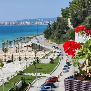 Hotel Gold, Vlorë
