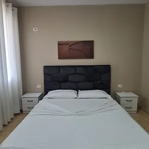 Апартаменты The Place, Влёра